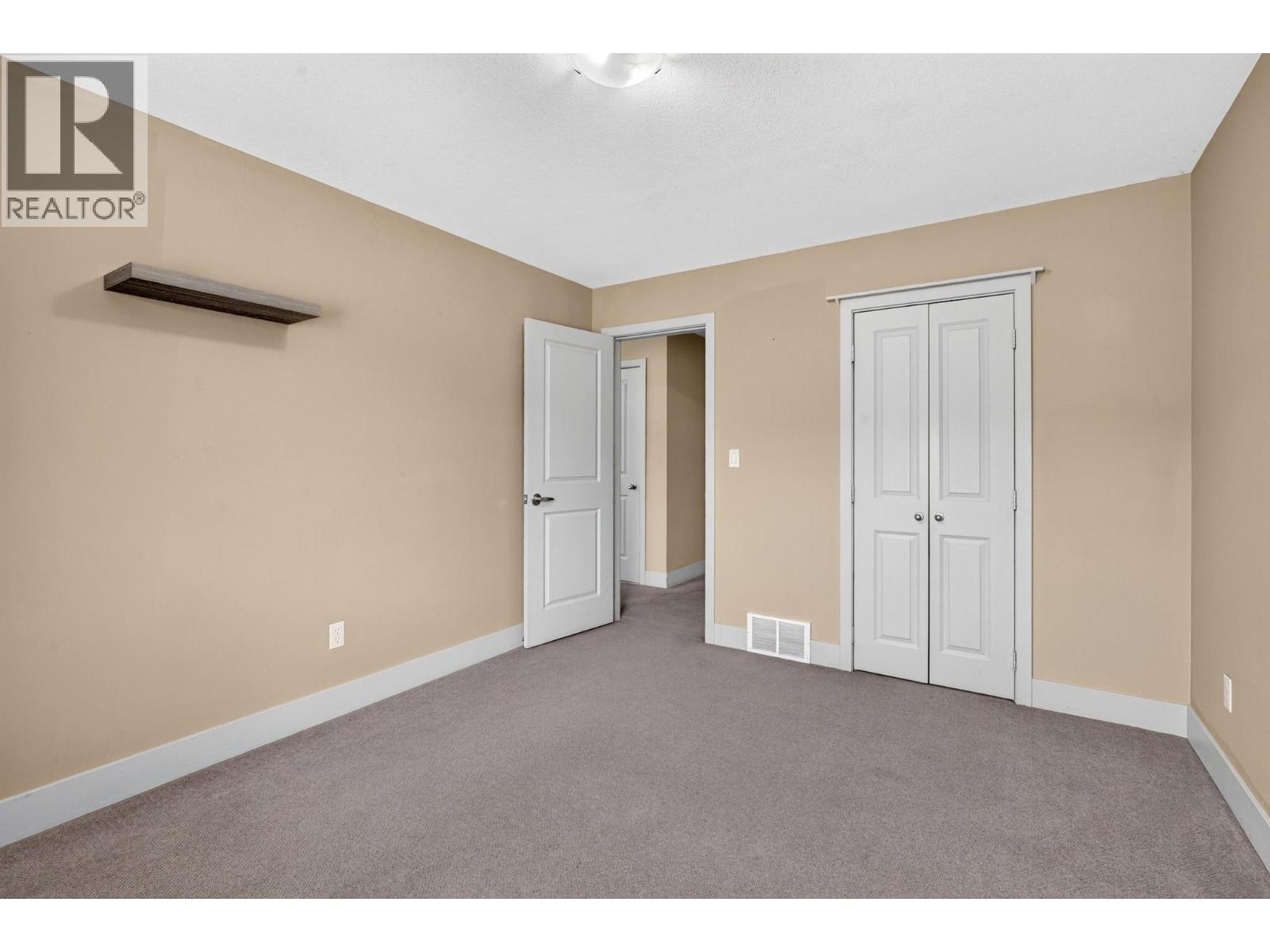 #22 2046 Robson Place - 14