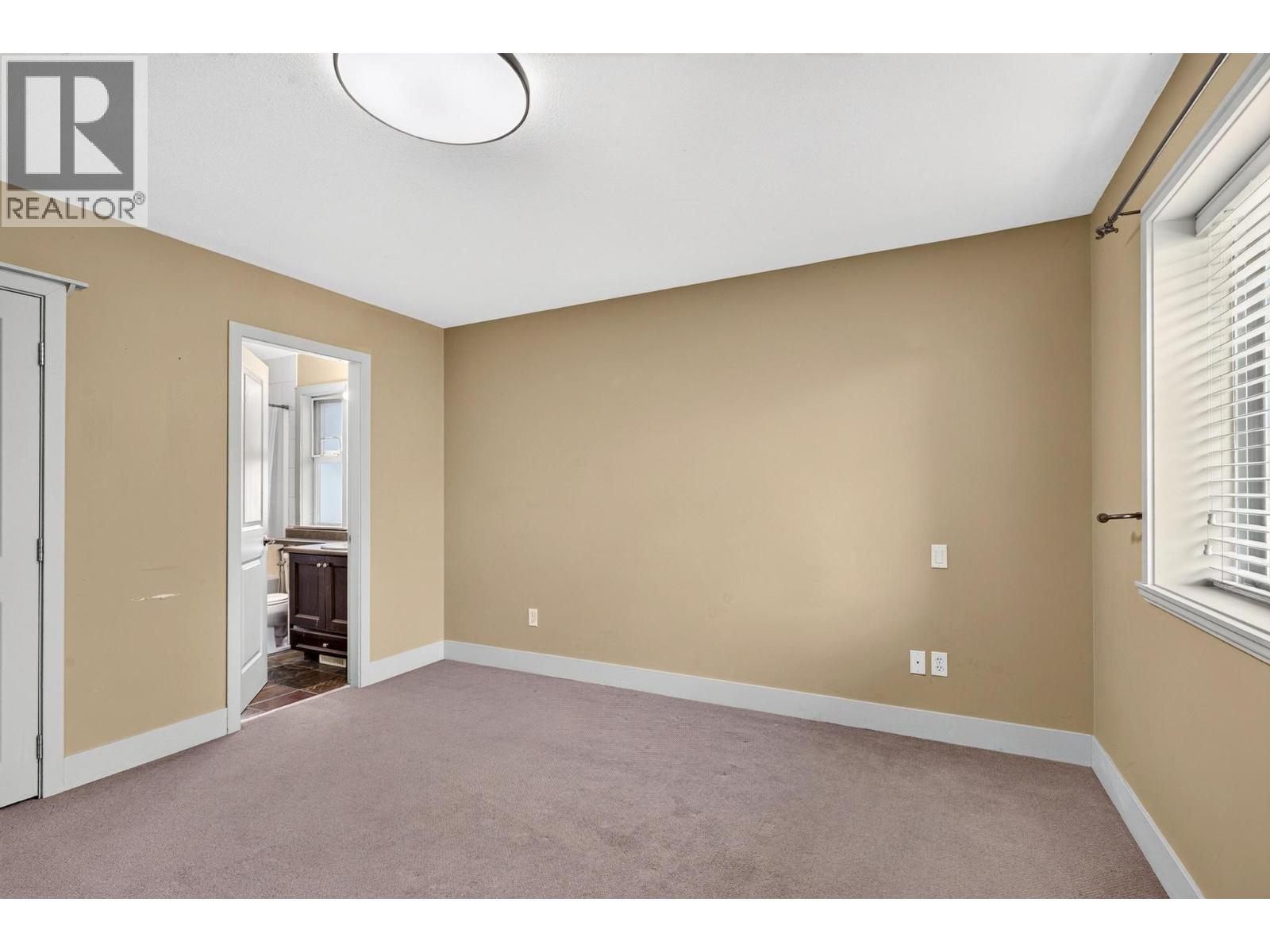 #22 2046 Robson Place - 19