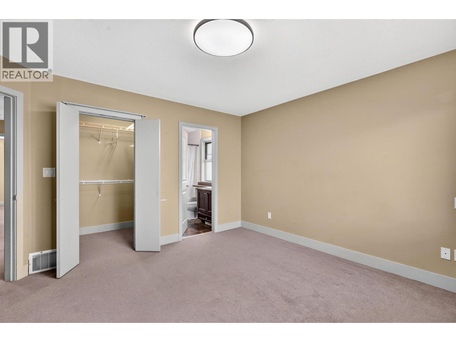 #22 2046 Robson Place - 23