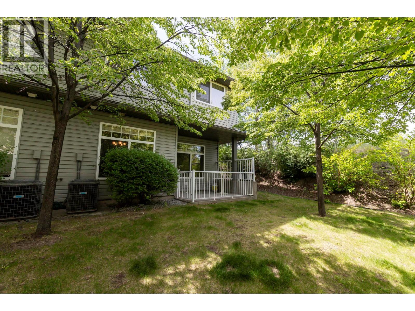 #22 2046 Robson Place - 29