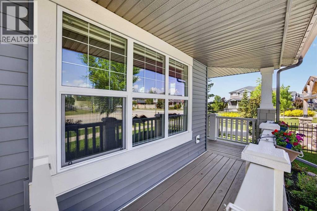 Wrap around deck