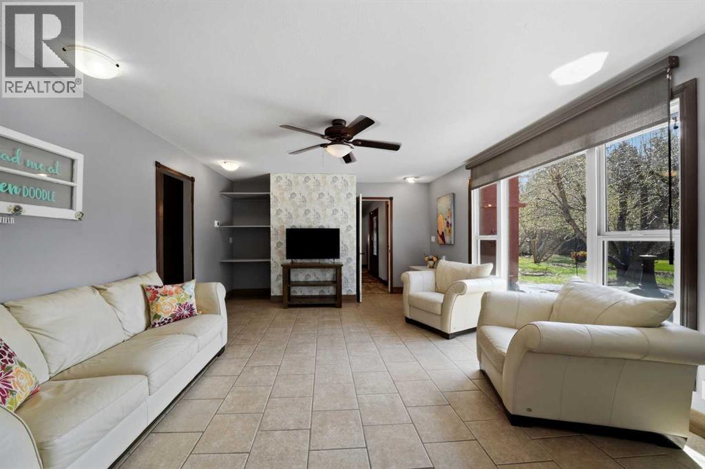55, 39026 Range Road 275 - 20