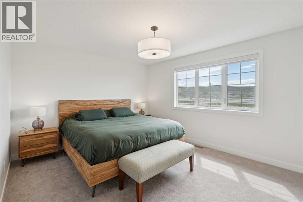195 Greenwich Drive NW - 18