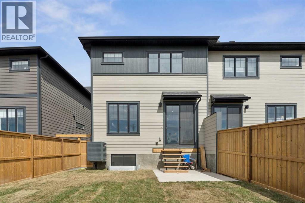 195 Greenwich Drive NW - 35