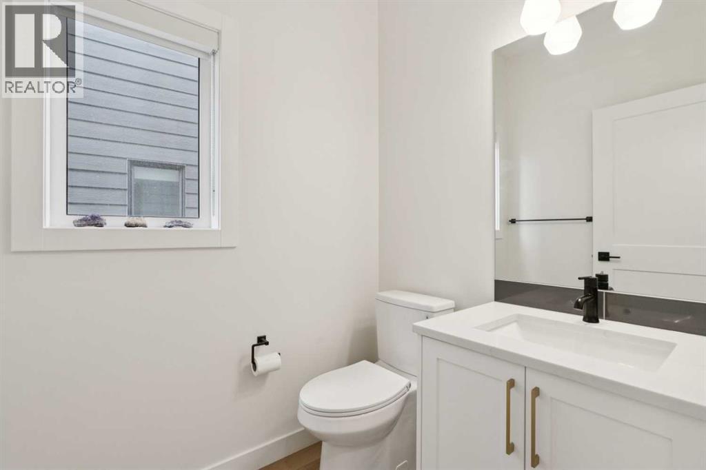 195 Greenwich Drive NW - 12