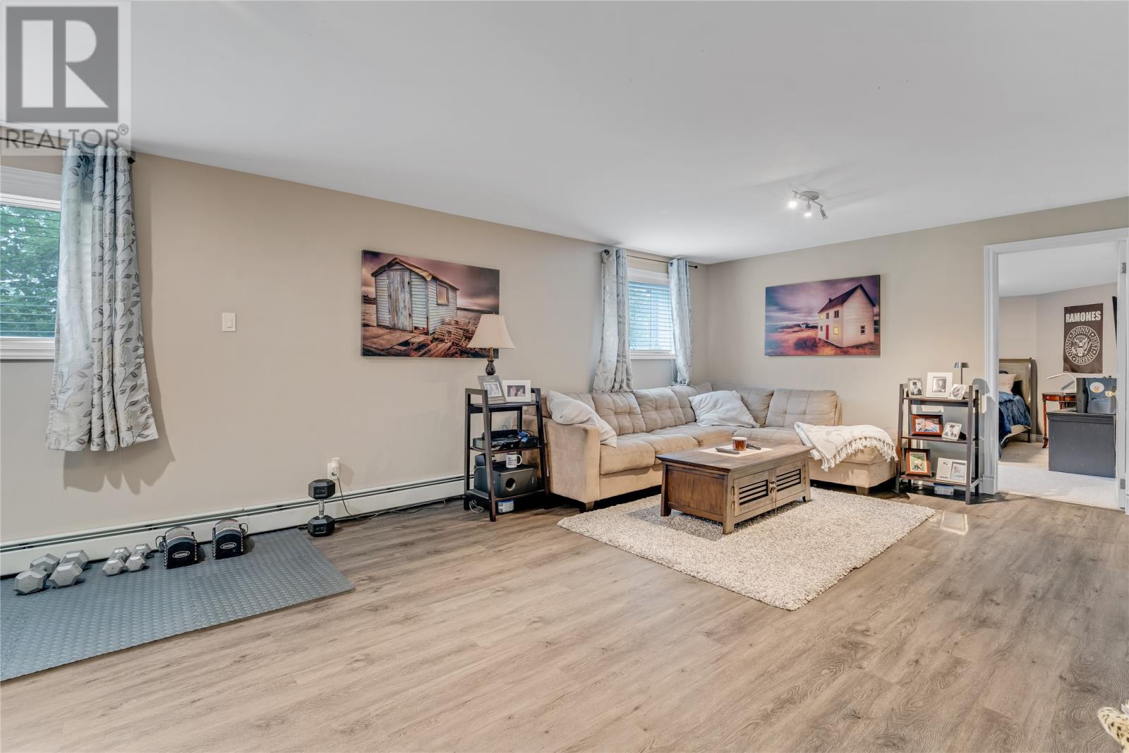 20 PINE HILL Place - 17