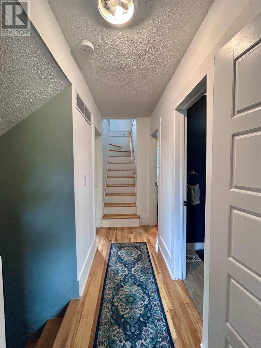 66 East Valley Road - 22