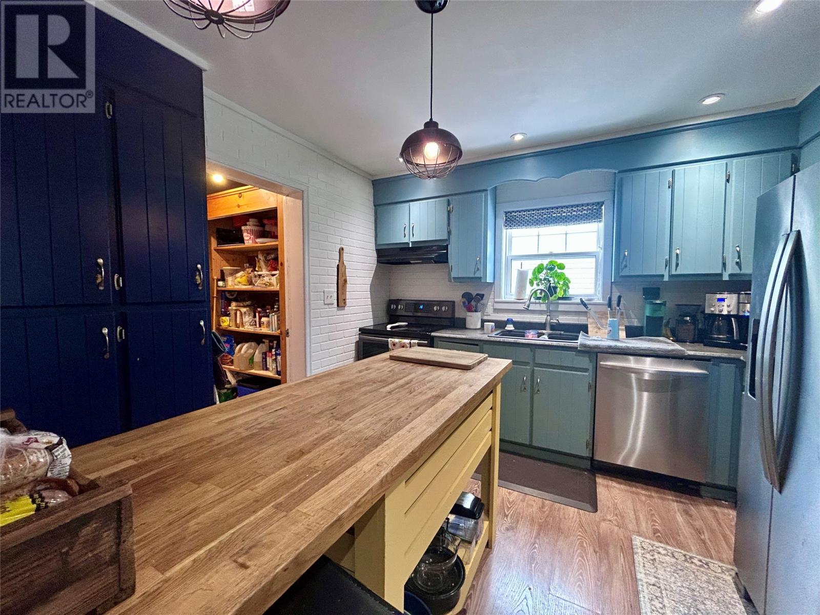 66 East Valley Road - 6
