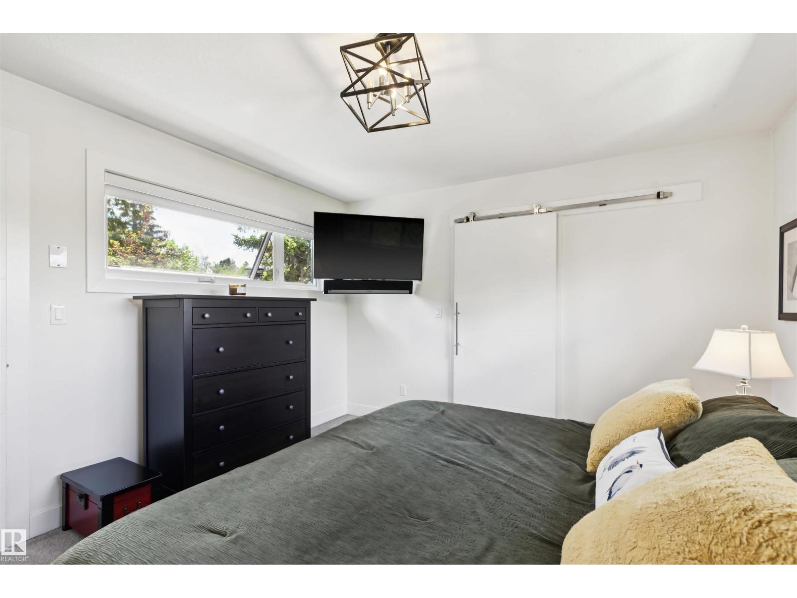 14528 85 AV NW — photo 40