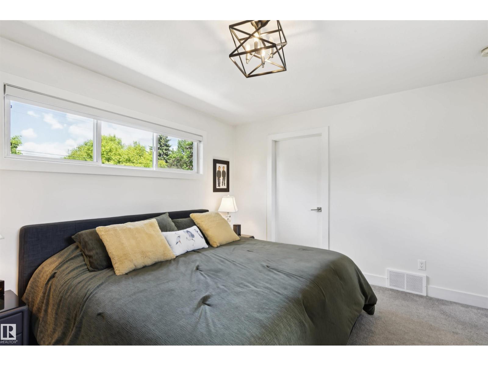14528 85 AV NW — photo 41