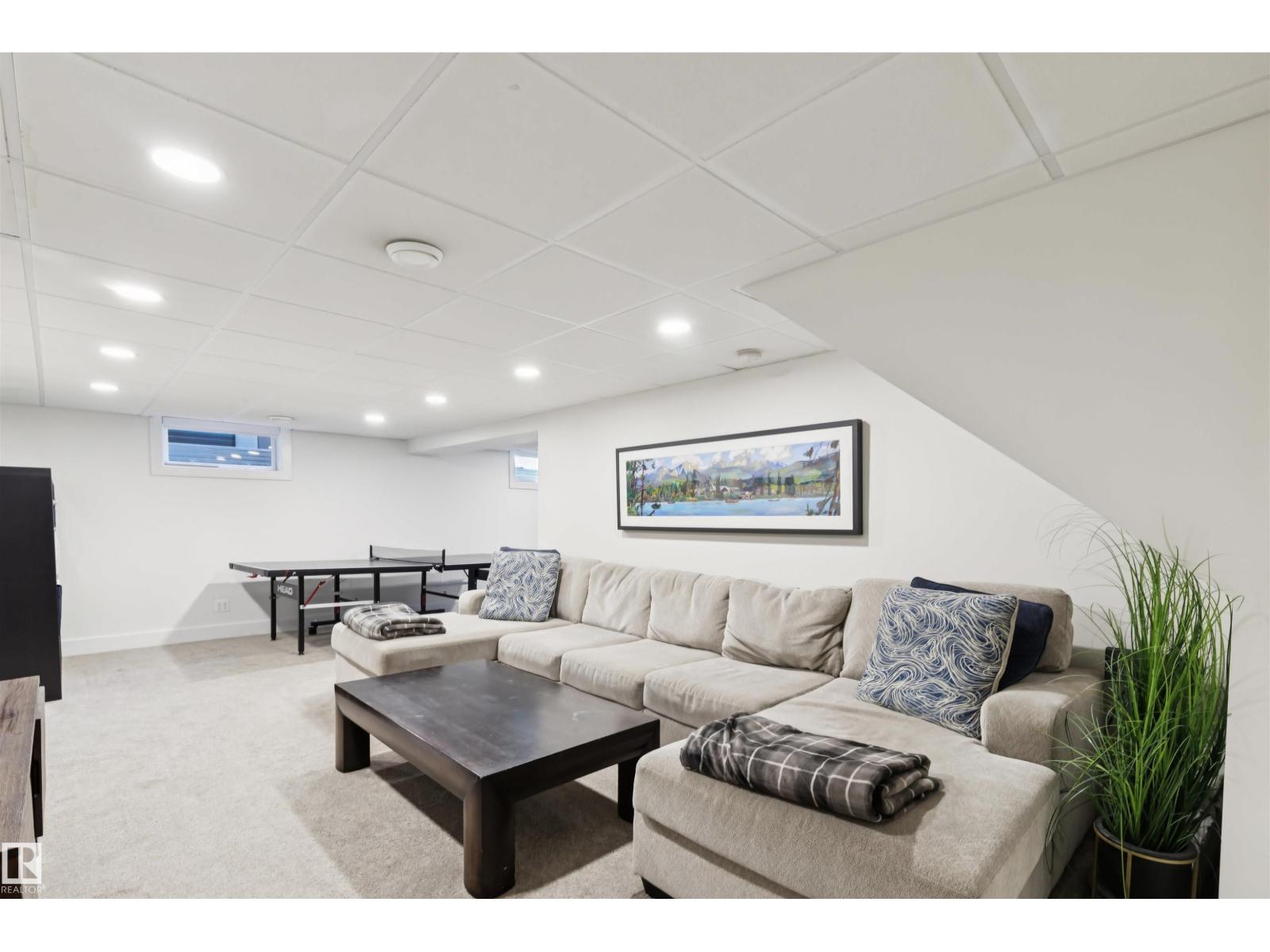 14528 85 AV NW — photo 47