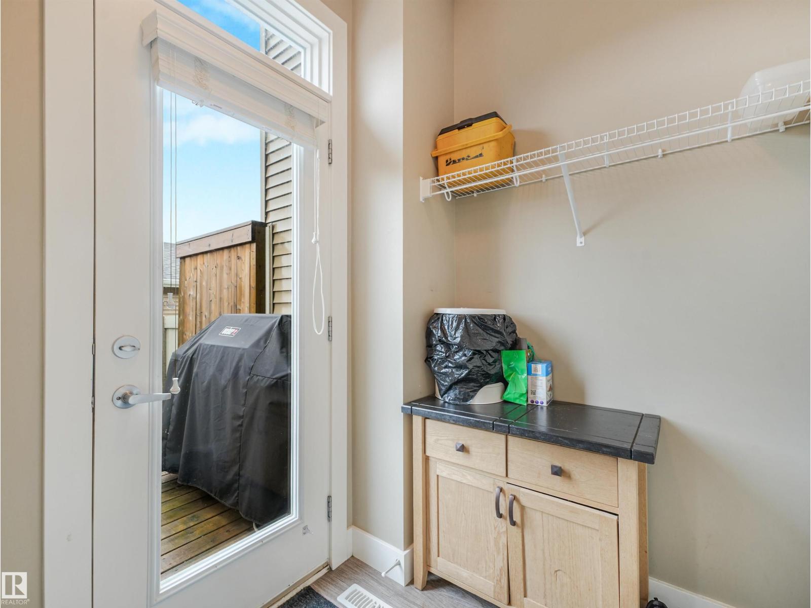 2113 24 ST NW - 18