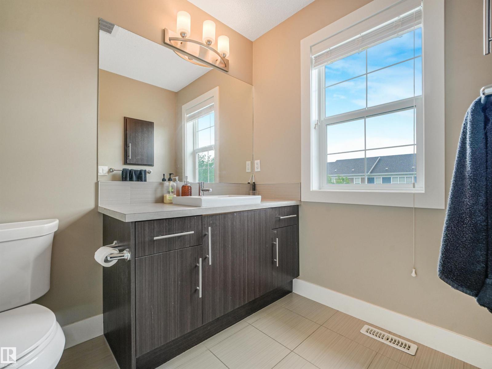 2113 24 ST NW - 22