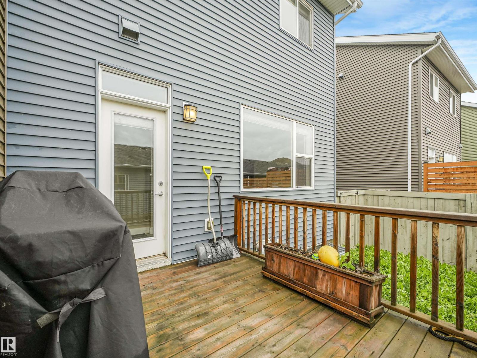 2113 24 ST NW - 30