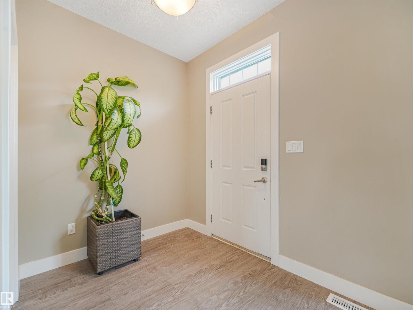 2113 24 ST NW - 7