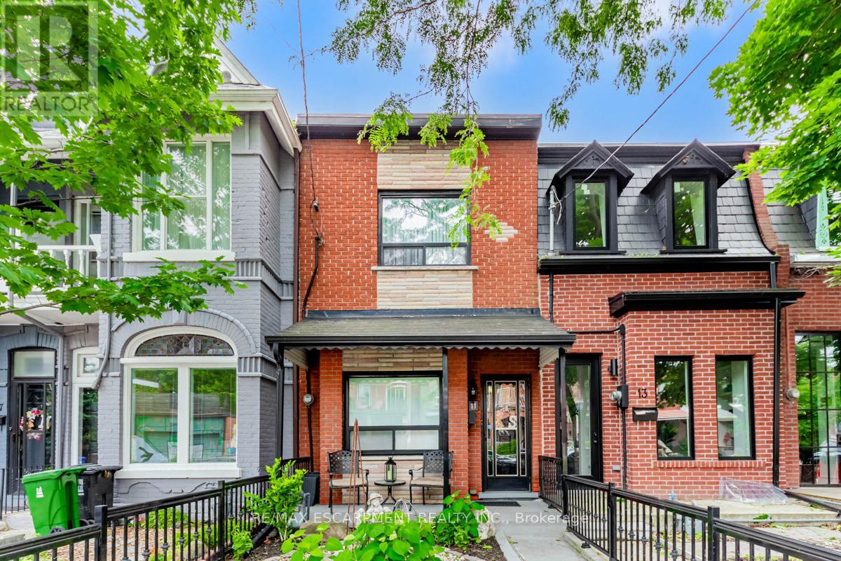 11 ALMA AVENUE - 1