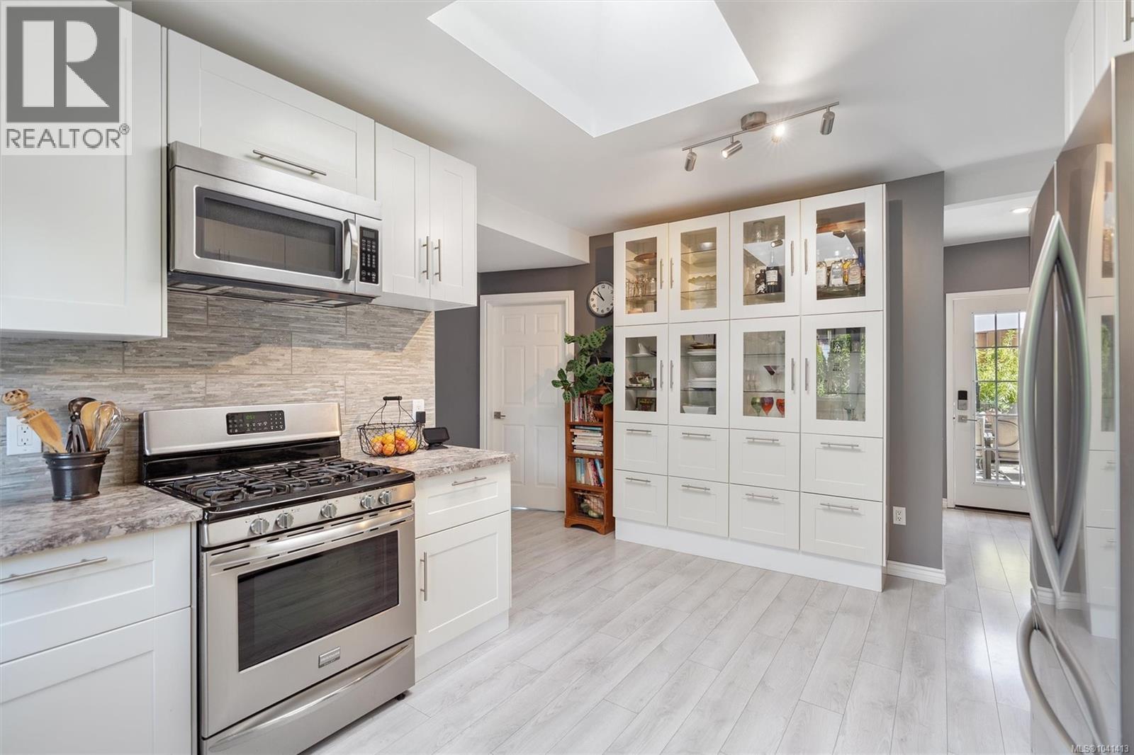 3054 Millgrove St - 8