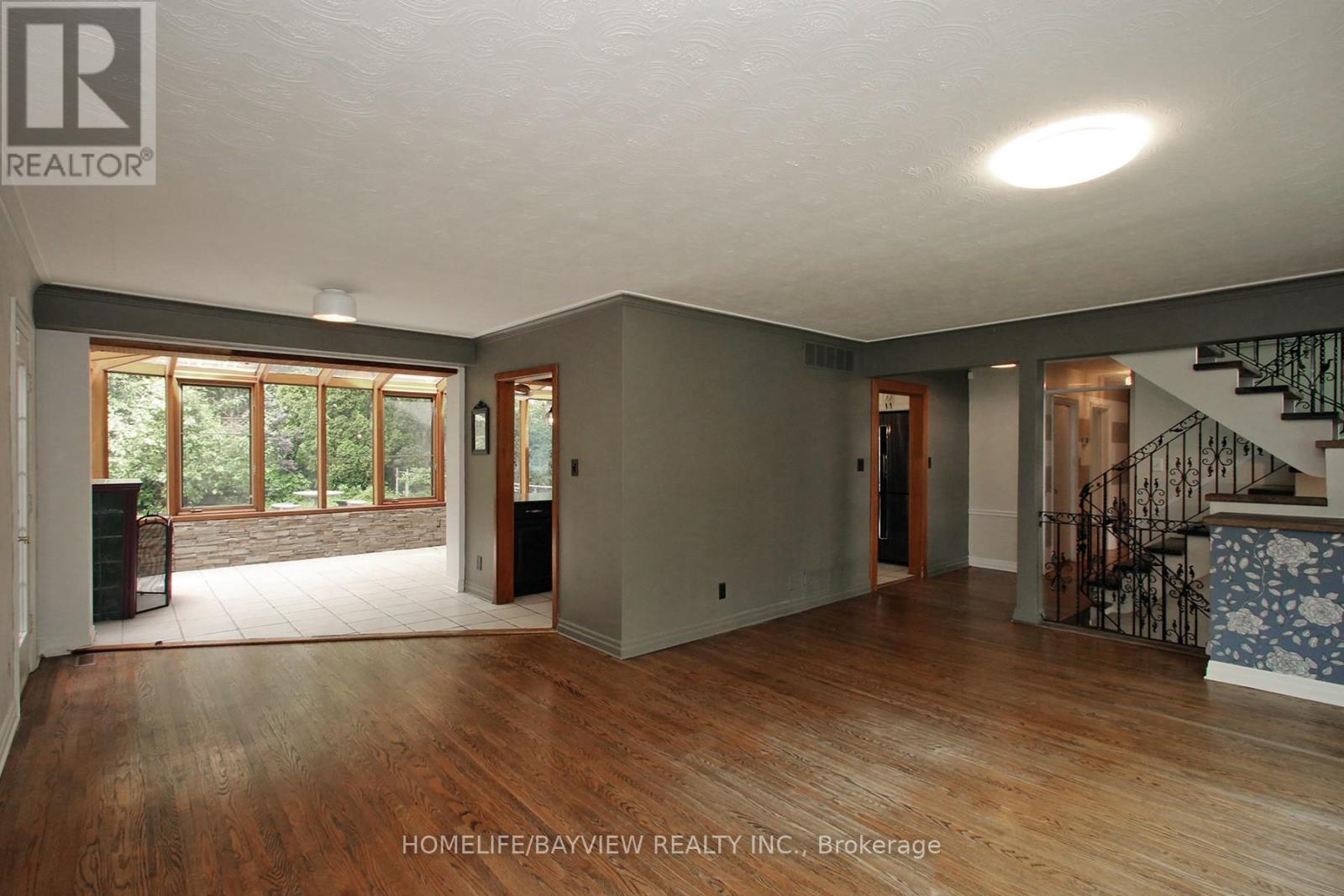 38 CHRISTMAN COURT - 6