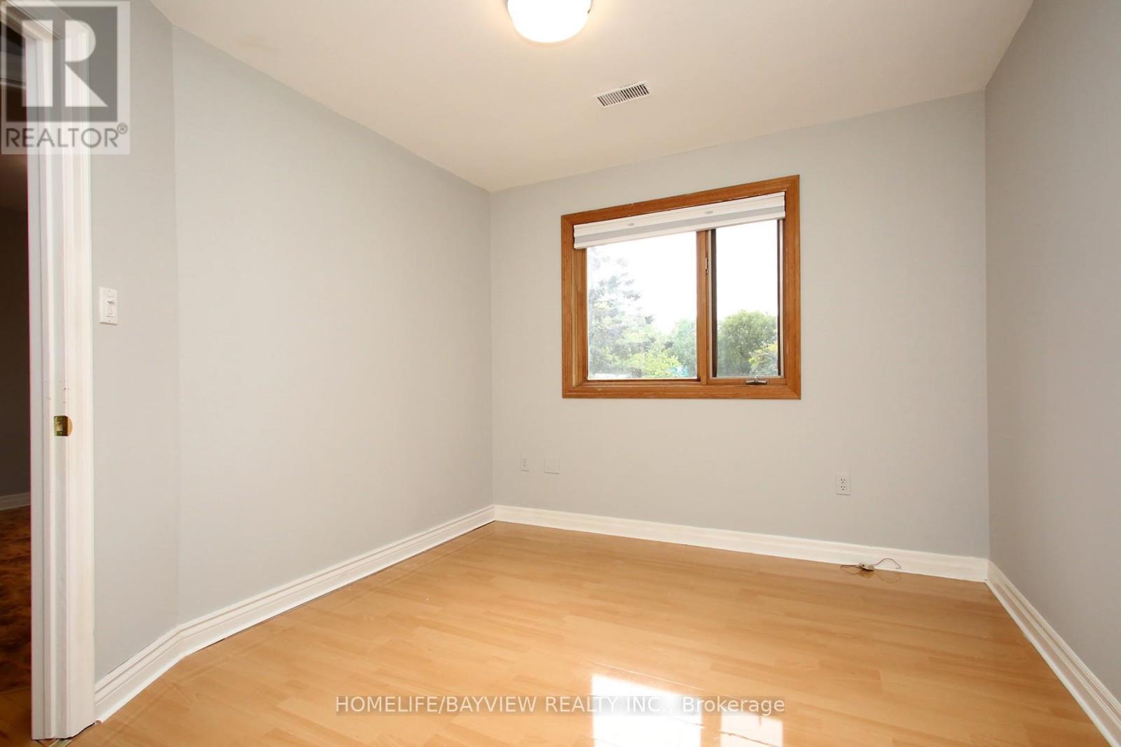 38 CHRISTMAN COURT - 23