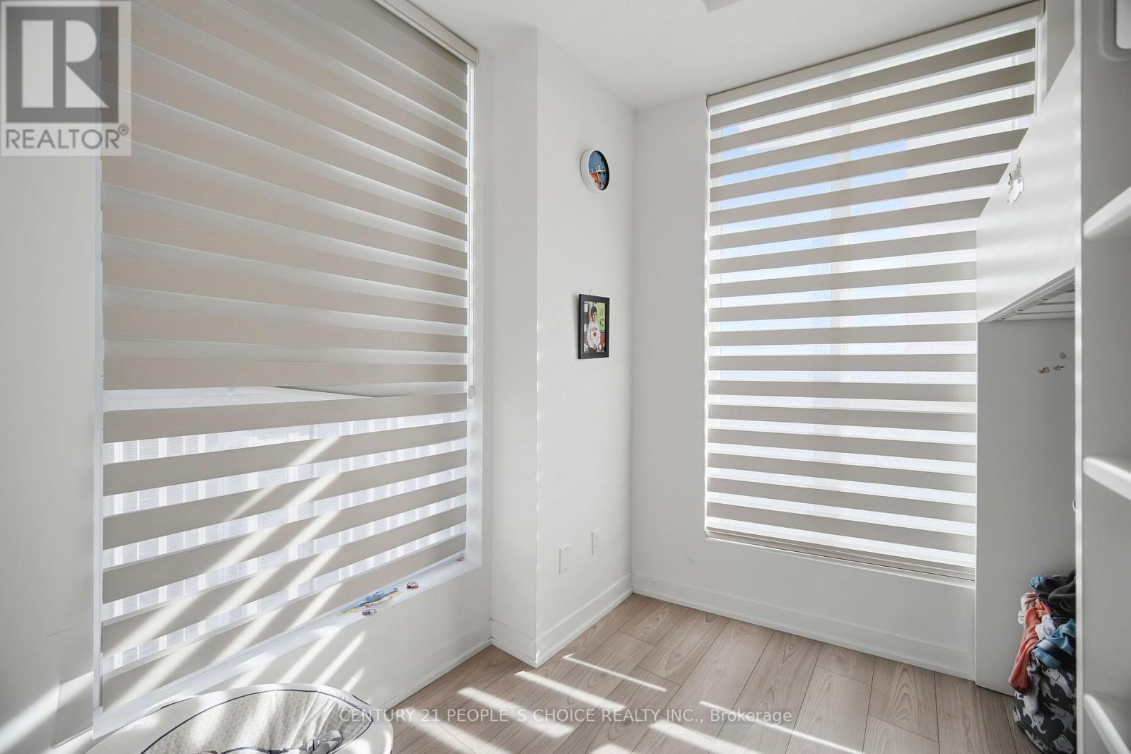 #2510 474 CALDARI ROAD - 23