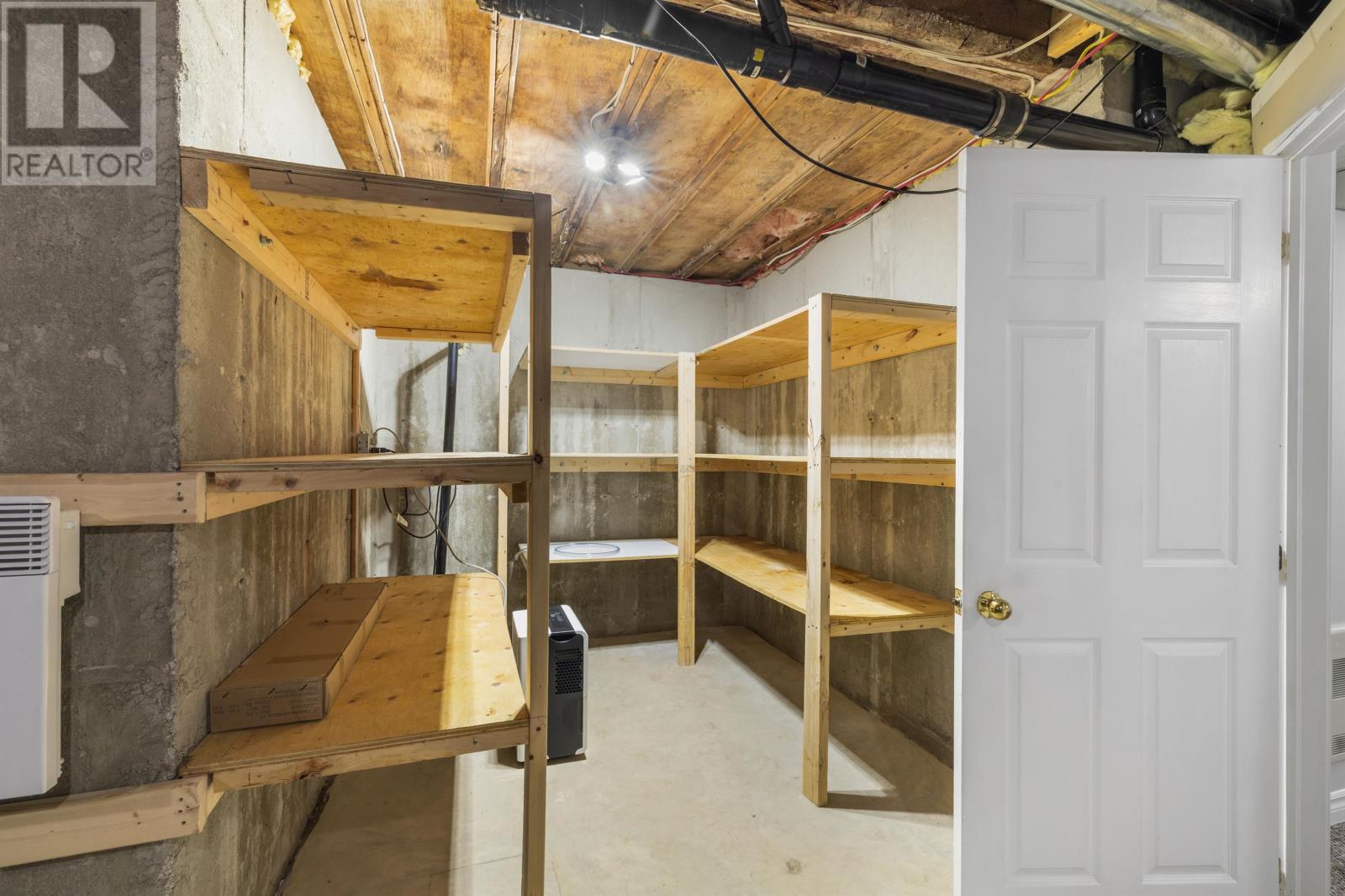 1733 Freetown Road - 32