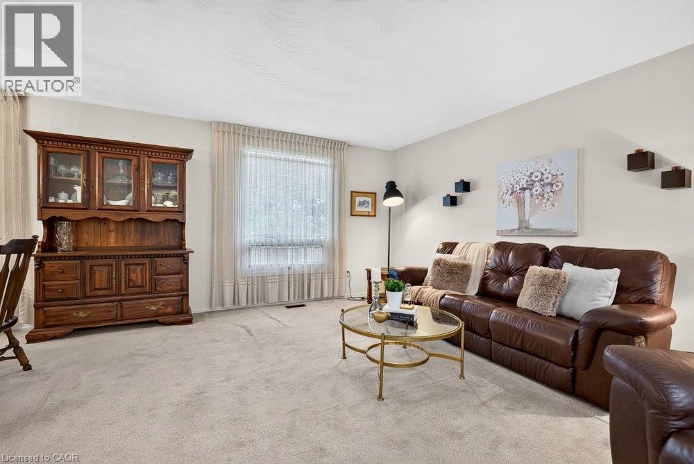 36 GRAY Road S - 15