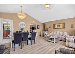 8061 Topper Drive, Mission, BC V2V7A8 Photo 11