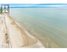 40 Nancy Street, Wasaga Beach, ON L9Z2K4 Photo 16