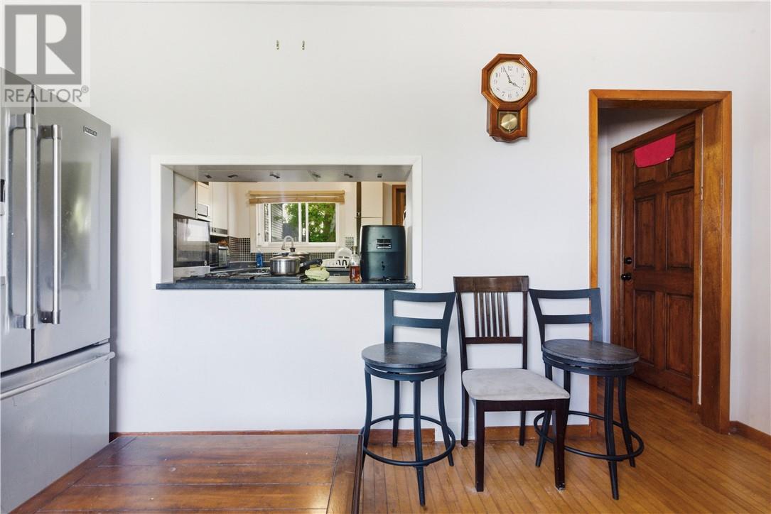 398 Bessie Avenue - 11