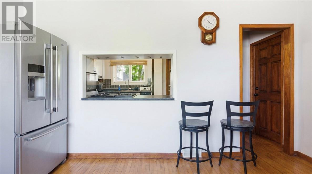 398 Bessie Avenue - 12