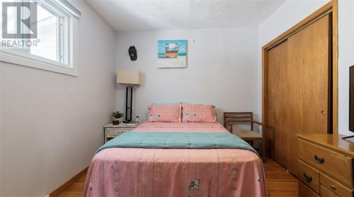 398 Bessie Avenue - 14
