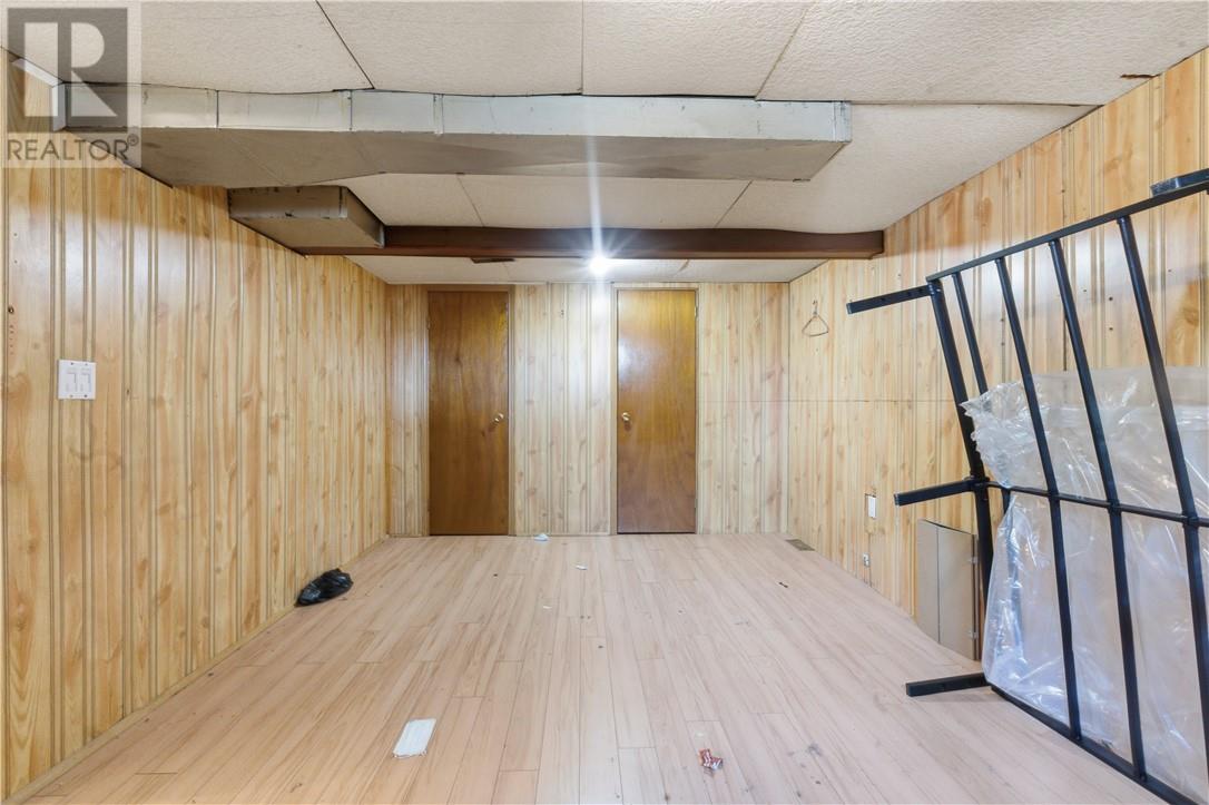 398 Bessie Avenue - 16