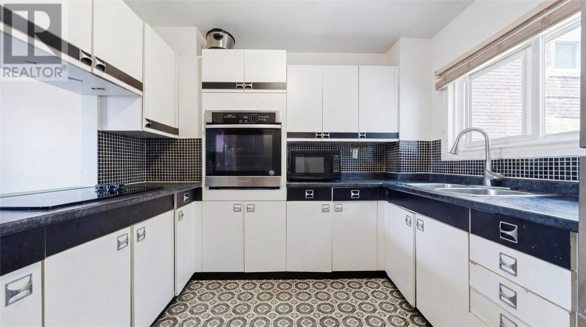 398 Bessie Avenue - 3