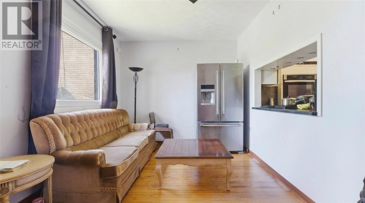 398 Bessie Avenue - 8