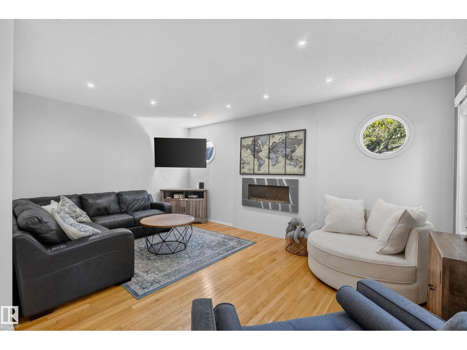 40 CARMEL RD — photo 16