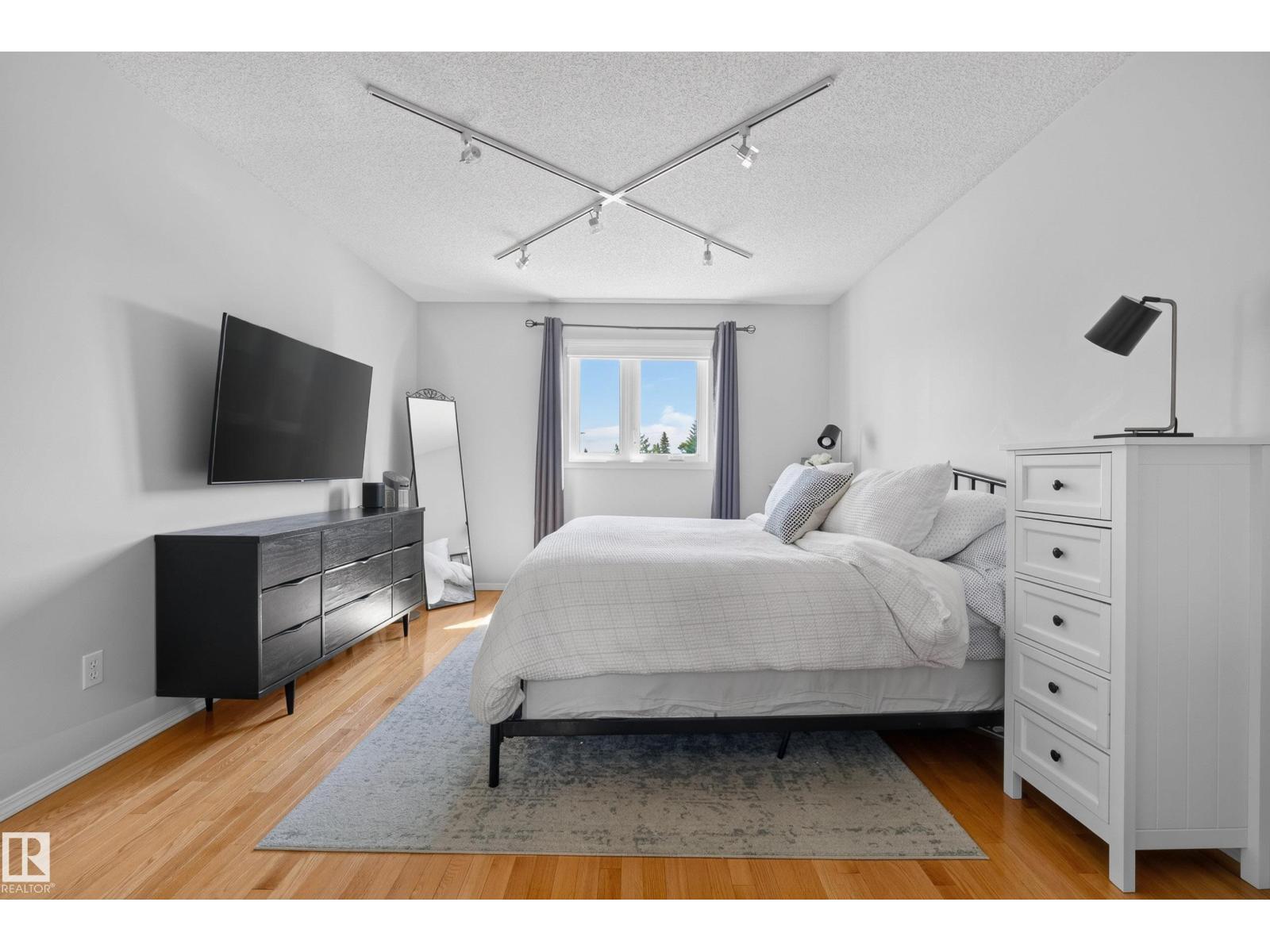 40 CARMEL RD — photo 28