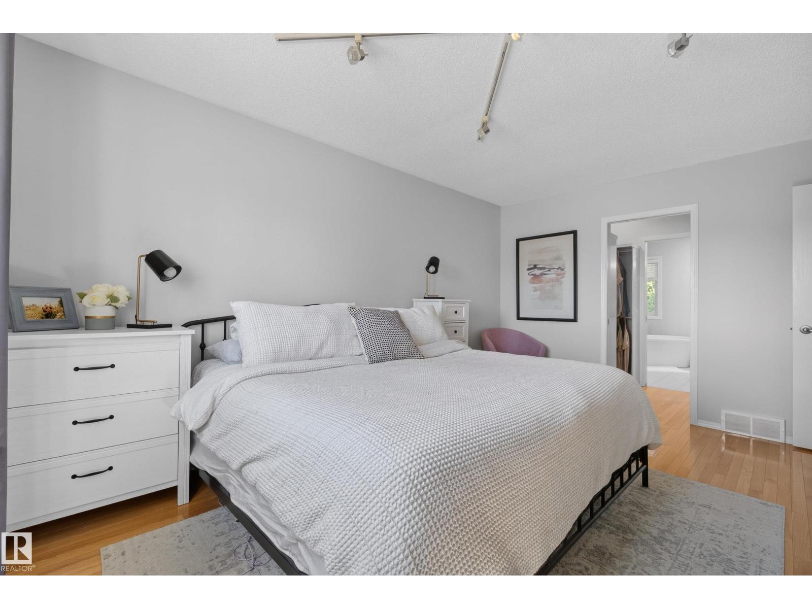 40 CARMEL RD — photo 29