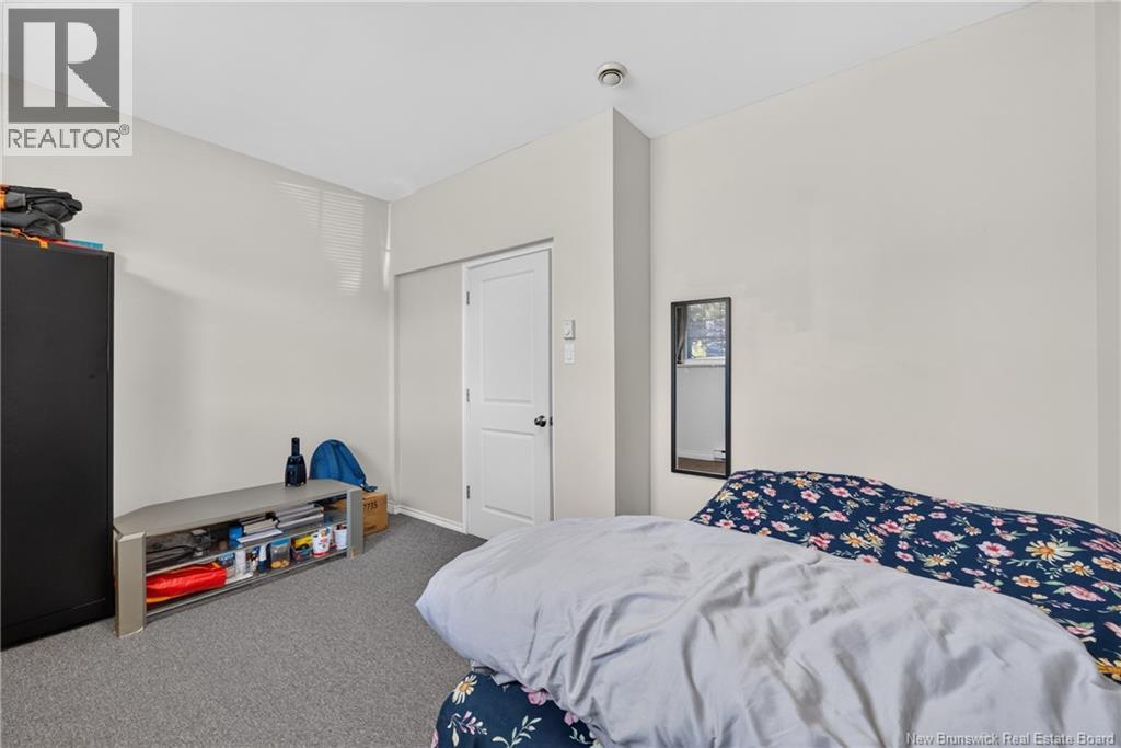 103 Thomas - 36