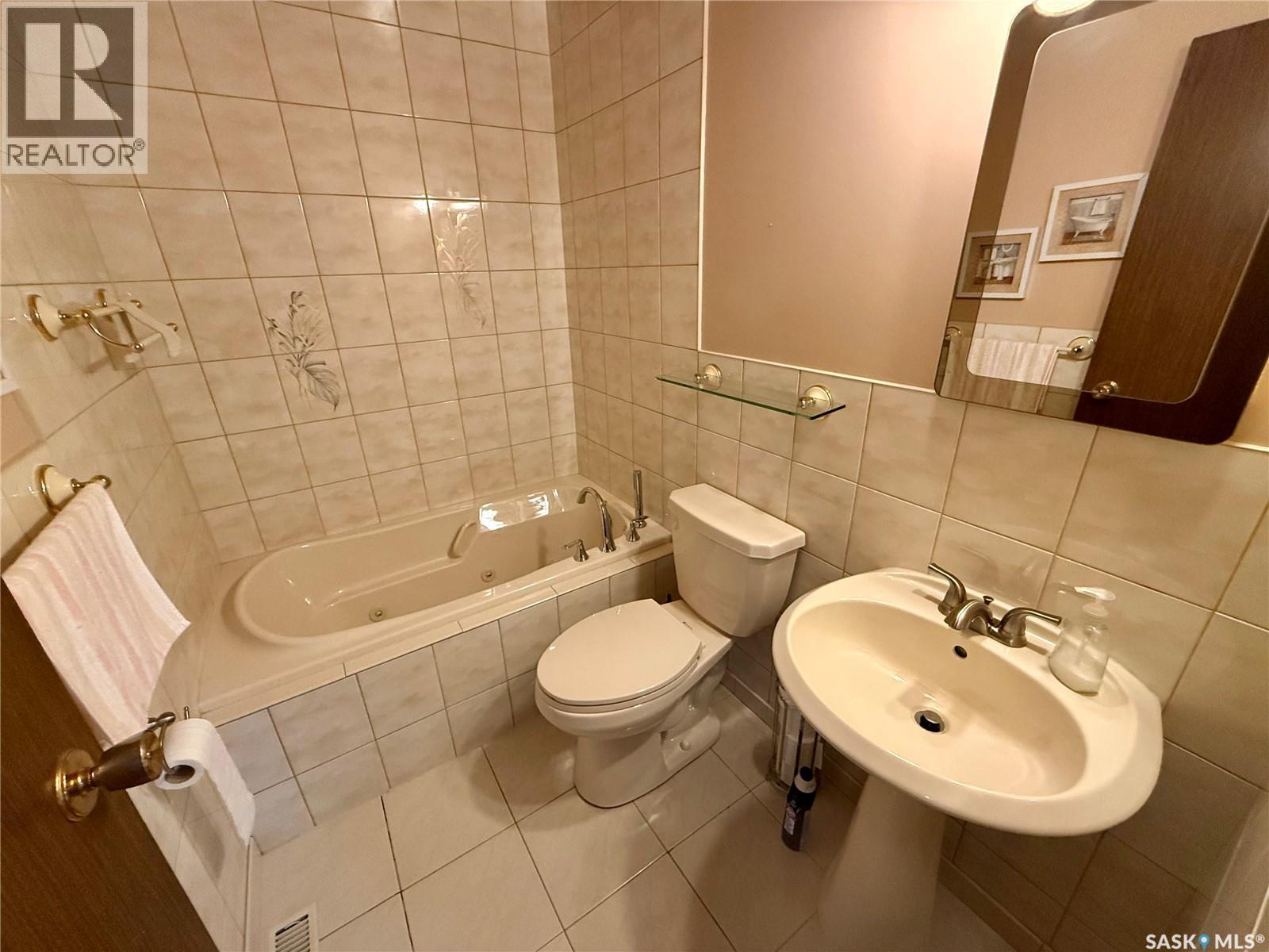 15 Fuhrmann CRESCENT — photo 19