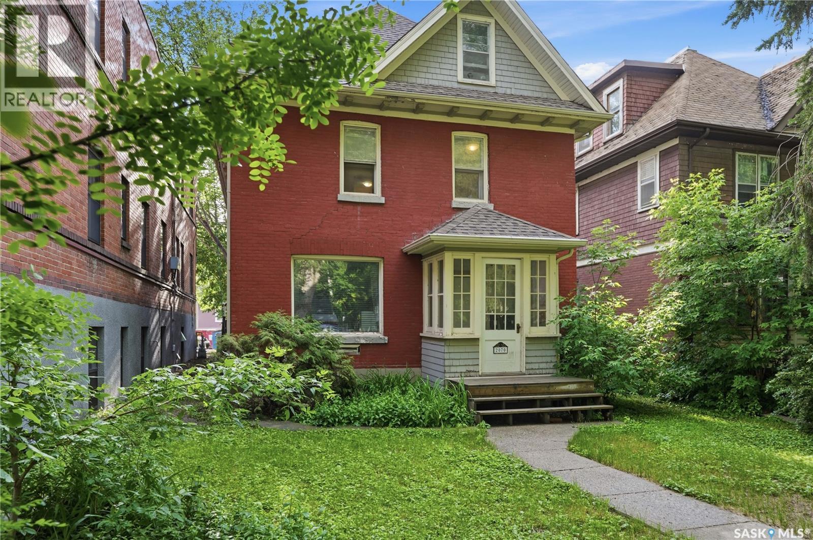 2070 Garnet STREET - 2