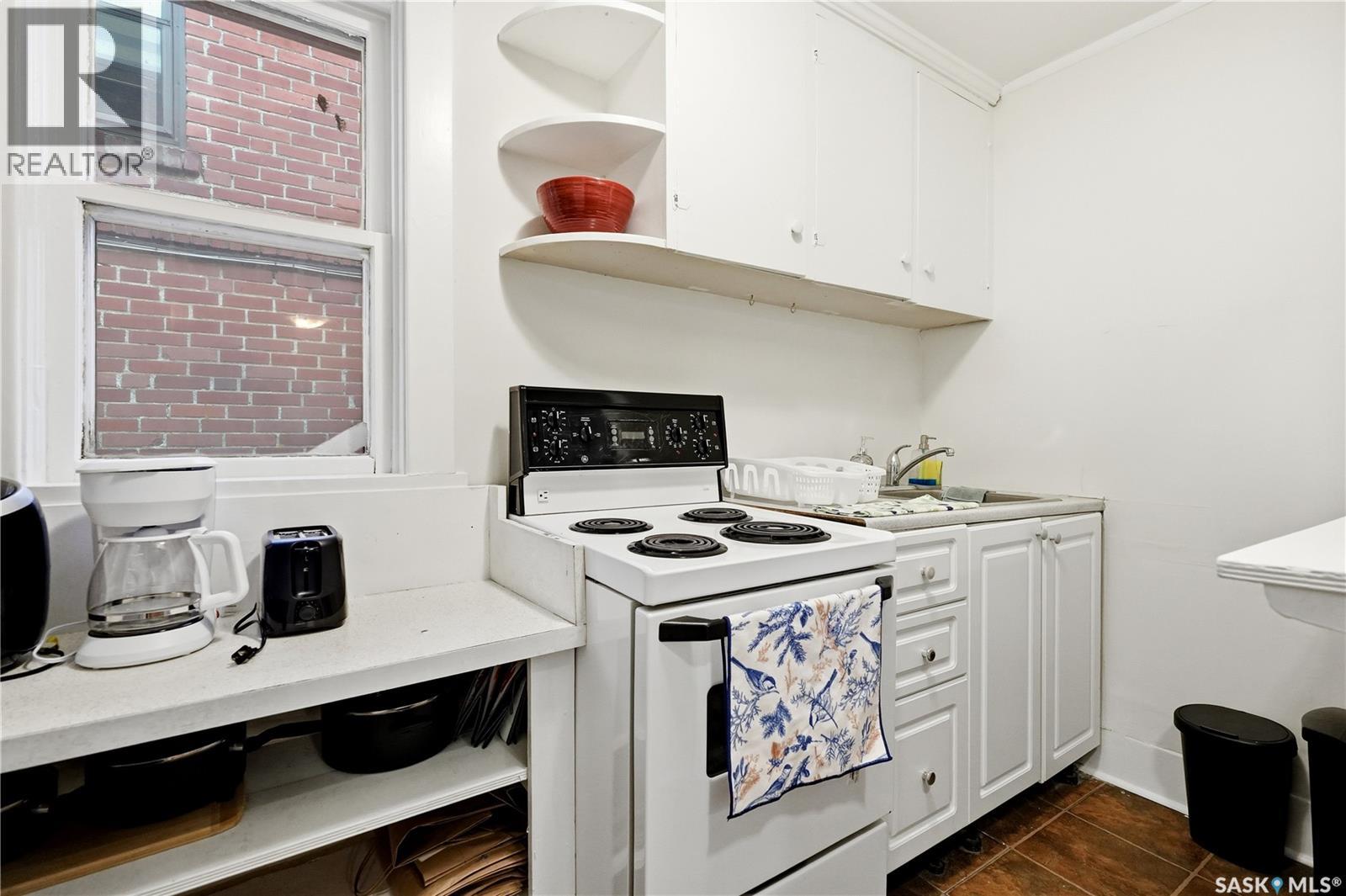 2070 Garnet STREET - 28