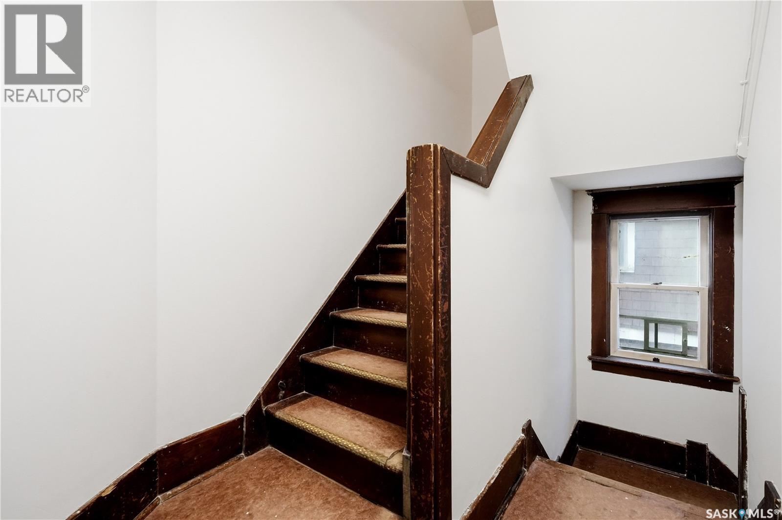 2070 Garnet STREET - 33