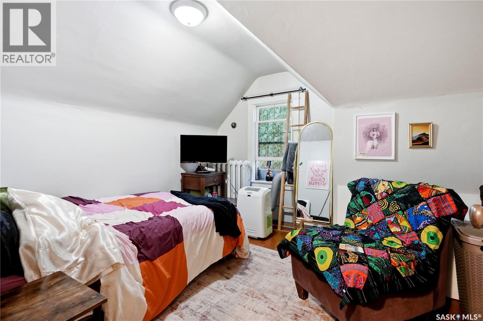 2070 Garnet STREET - 43