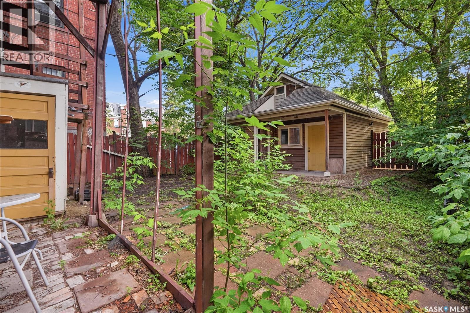2070 Garnet STREET - 56