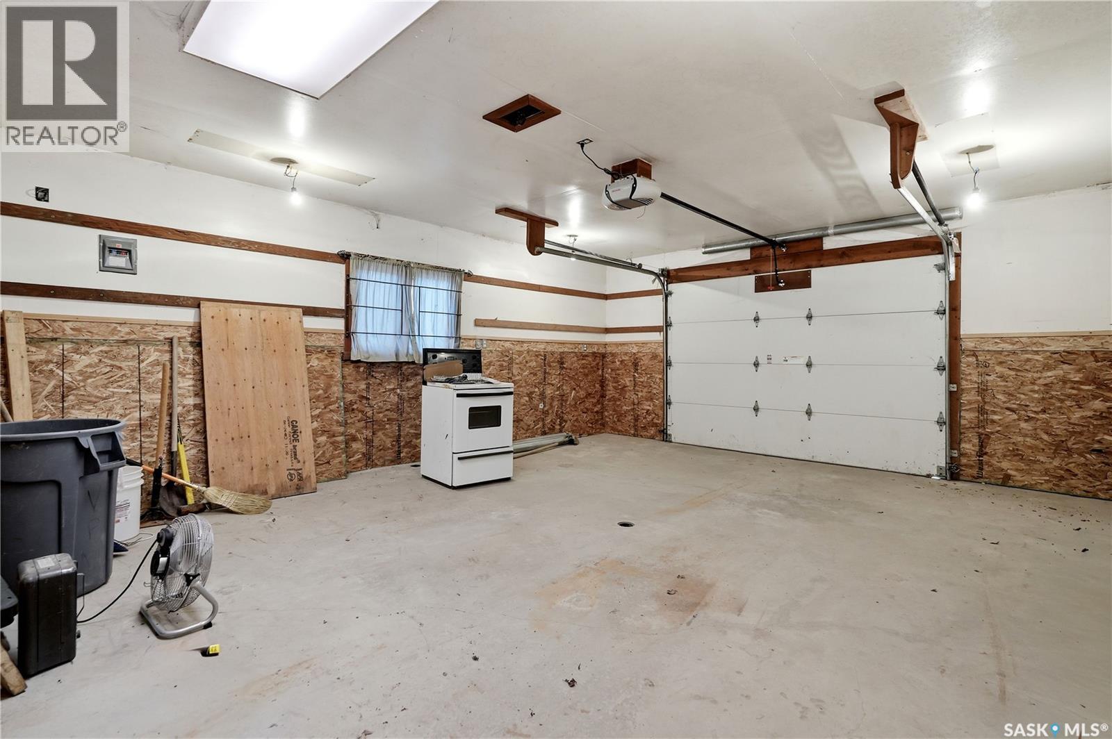 2070 Garnet STREET - 60