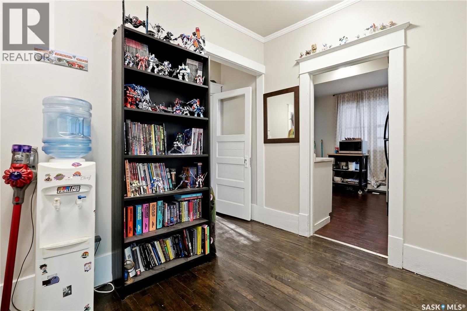 2070 Garnet STREET - 8