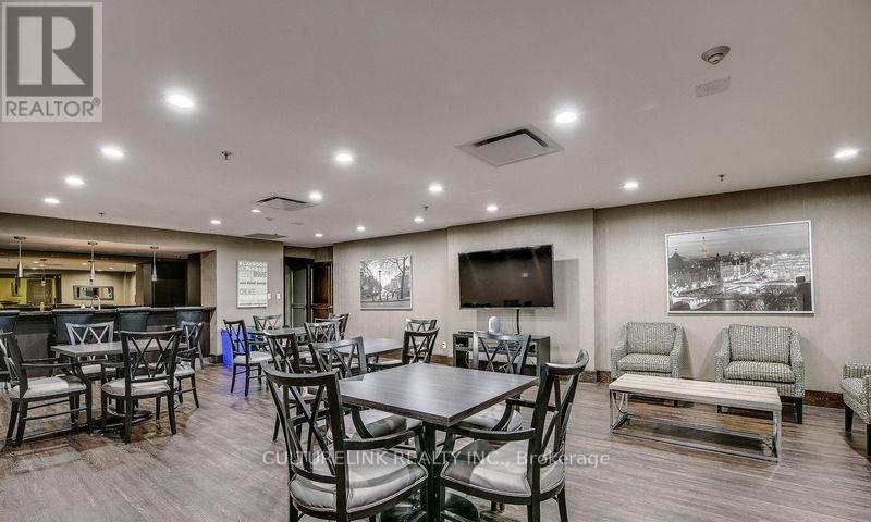 #2215 30 GREENFIELD AVENUE - 21