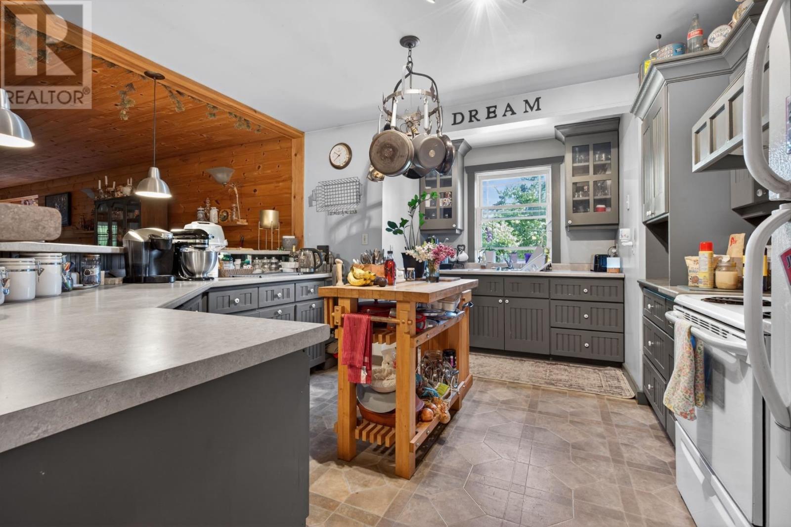 358 McCarrel Lake RD - 28