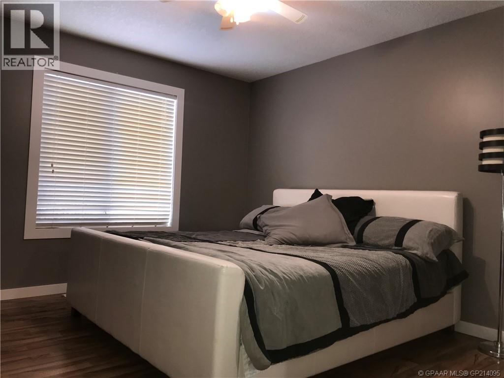 908 4 Avenue - 11