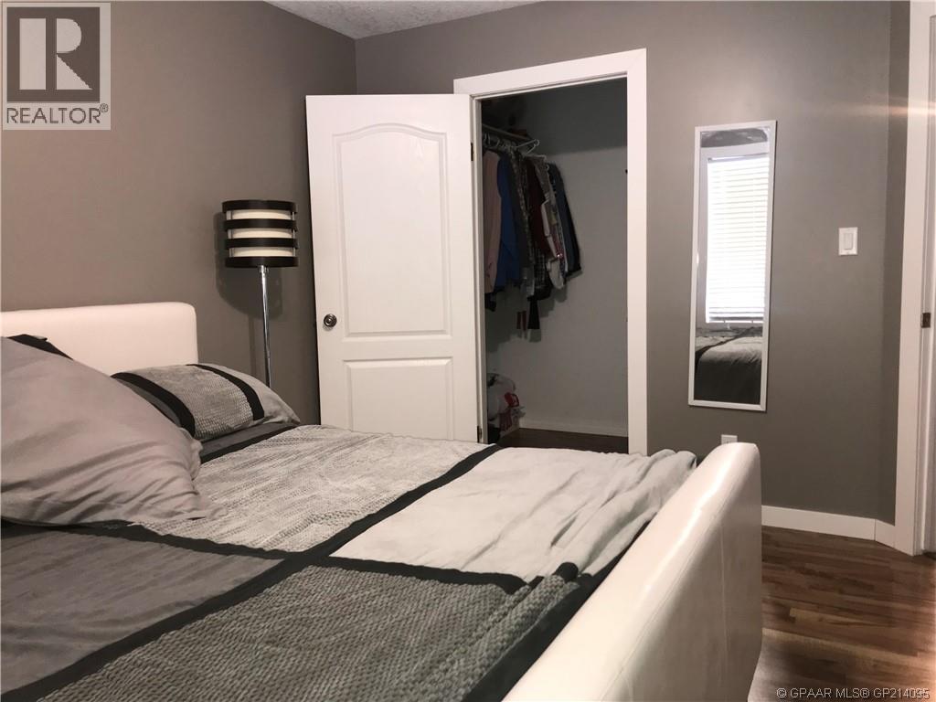 908 4 Avenue - 12